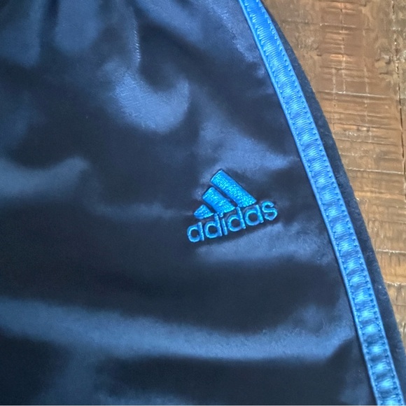 Adidas 2pc Baby Boy Logo Track Pants & Shirt. 12m - Picture 5 of 5